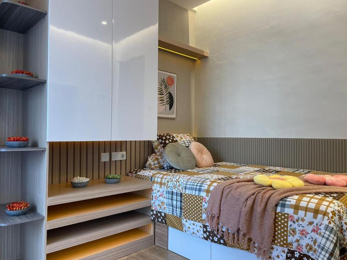 Stay.Vie Hotel Surabaja Zewnętrze zdjęcie