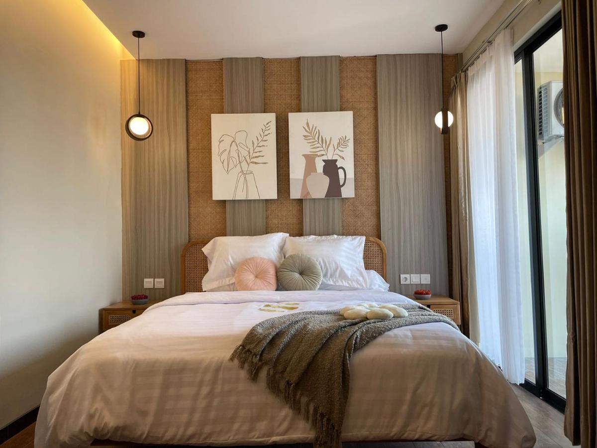 Stay.Vie Hotel Surabaja Zewnętrze zdjęcie