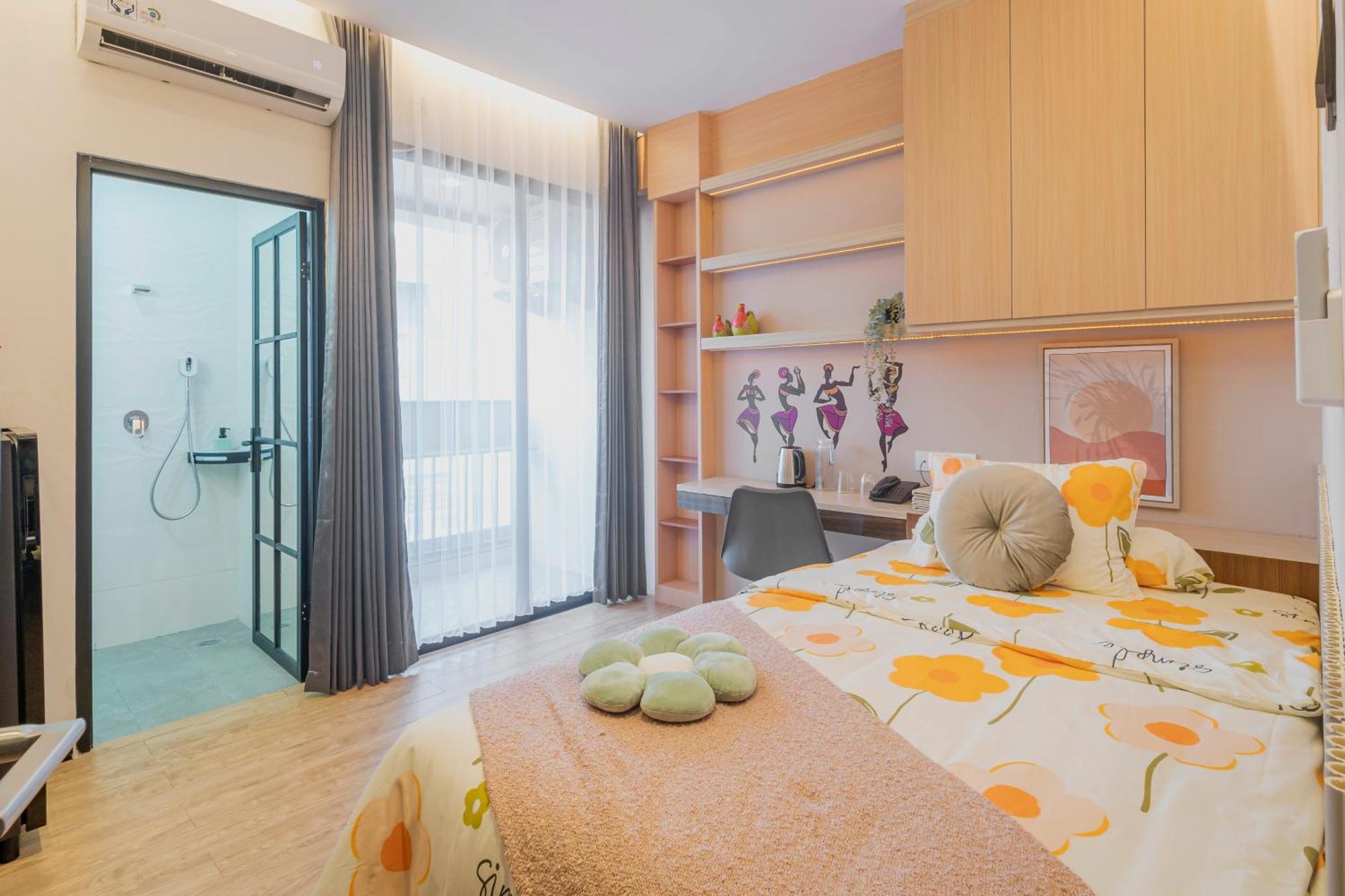 Stay.Vie Hotel Surabaja Zewnętrze zdjęcie