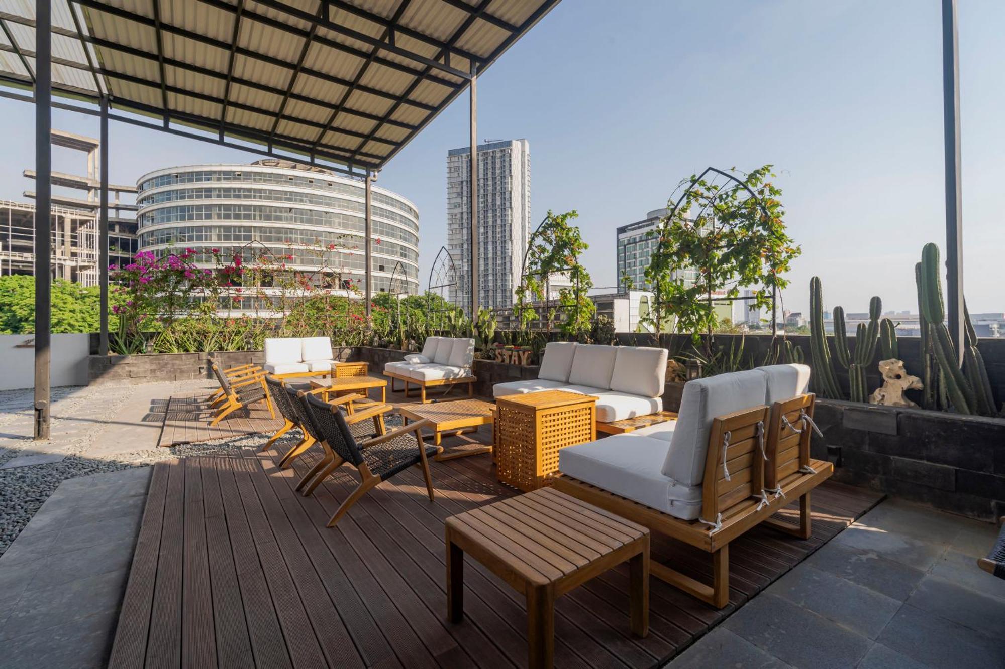 Stay.Vie Hotel Surabaja Zewnętrze zdjęcie