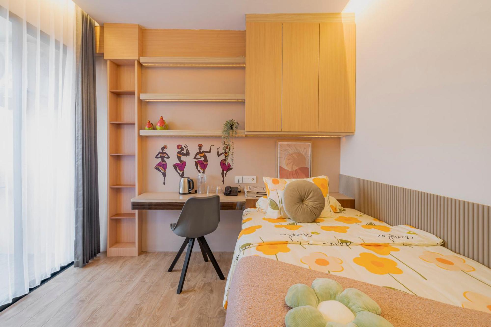 Stay.Vie Hotel Surabaja Zewnętrze zdjęcie