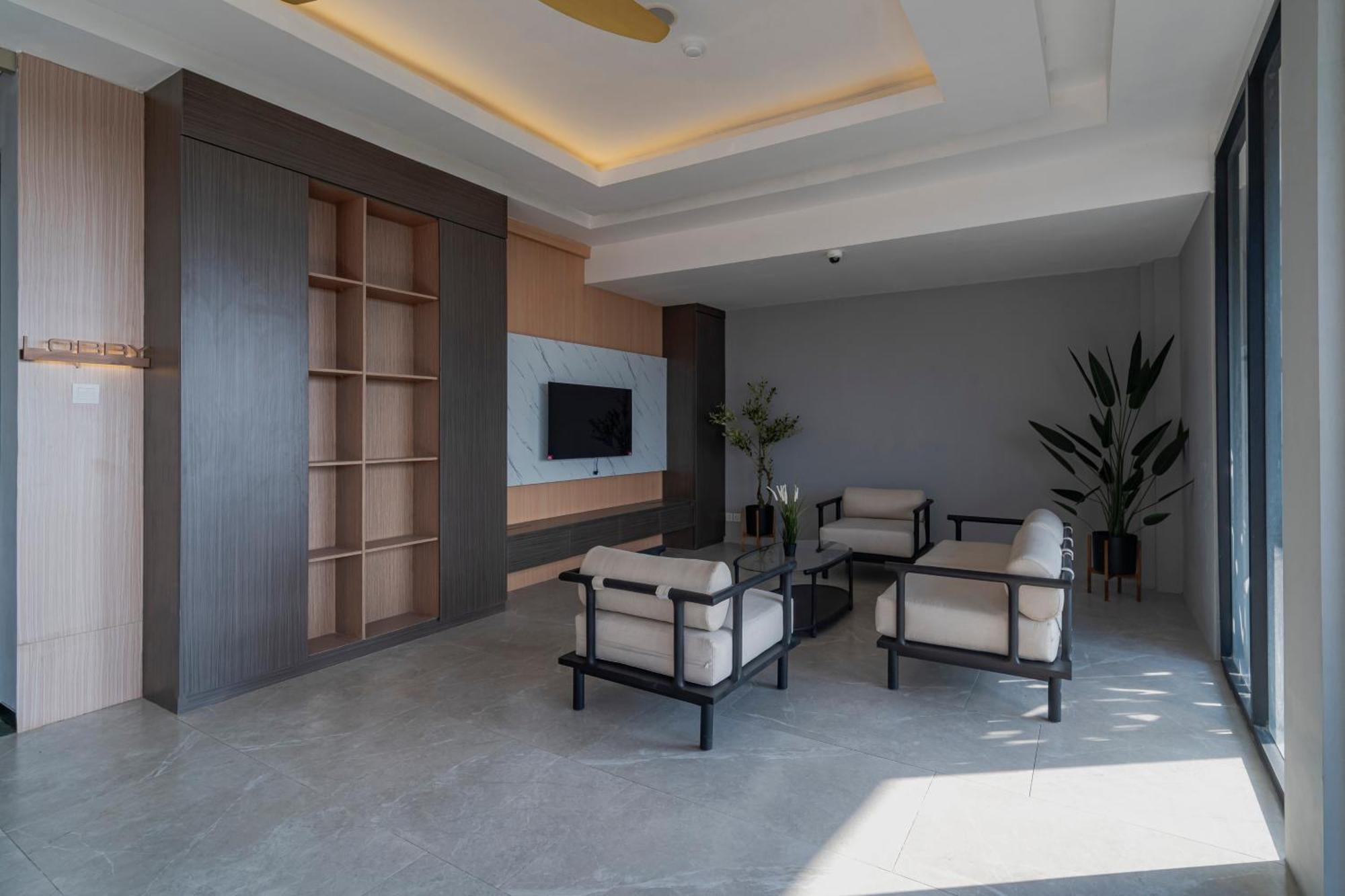 Stay.Vie Hotel Surabaja Zewnętrze zdjęcie