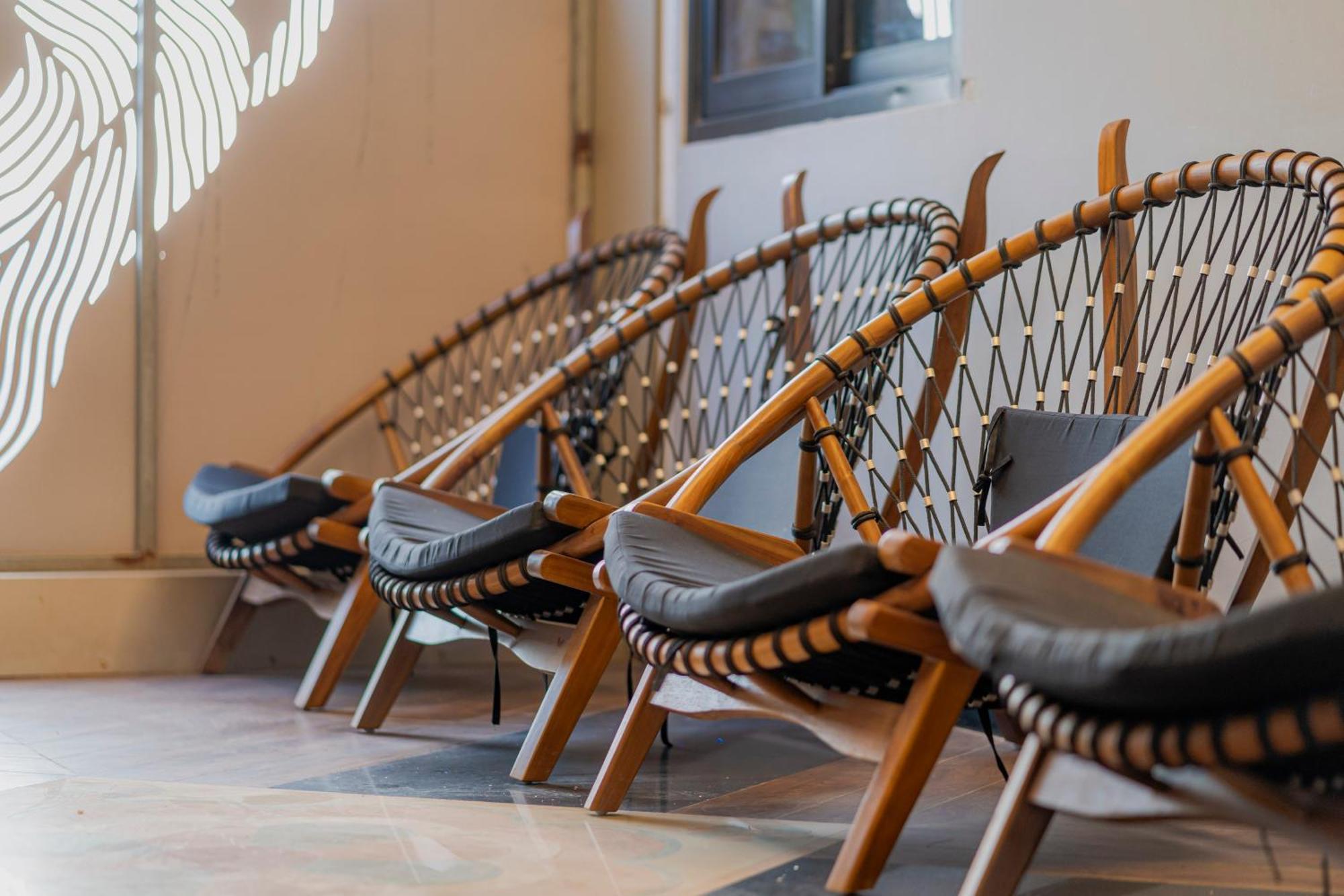 Stay.Vie Hotel Surabaja Zewnętrze zdjęcie